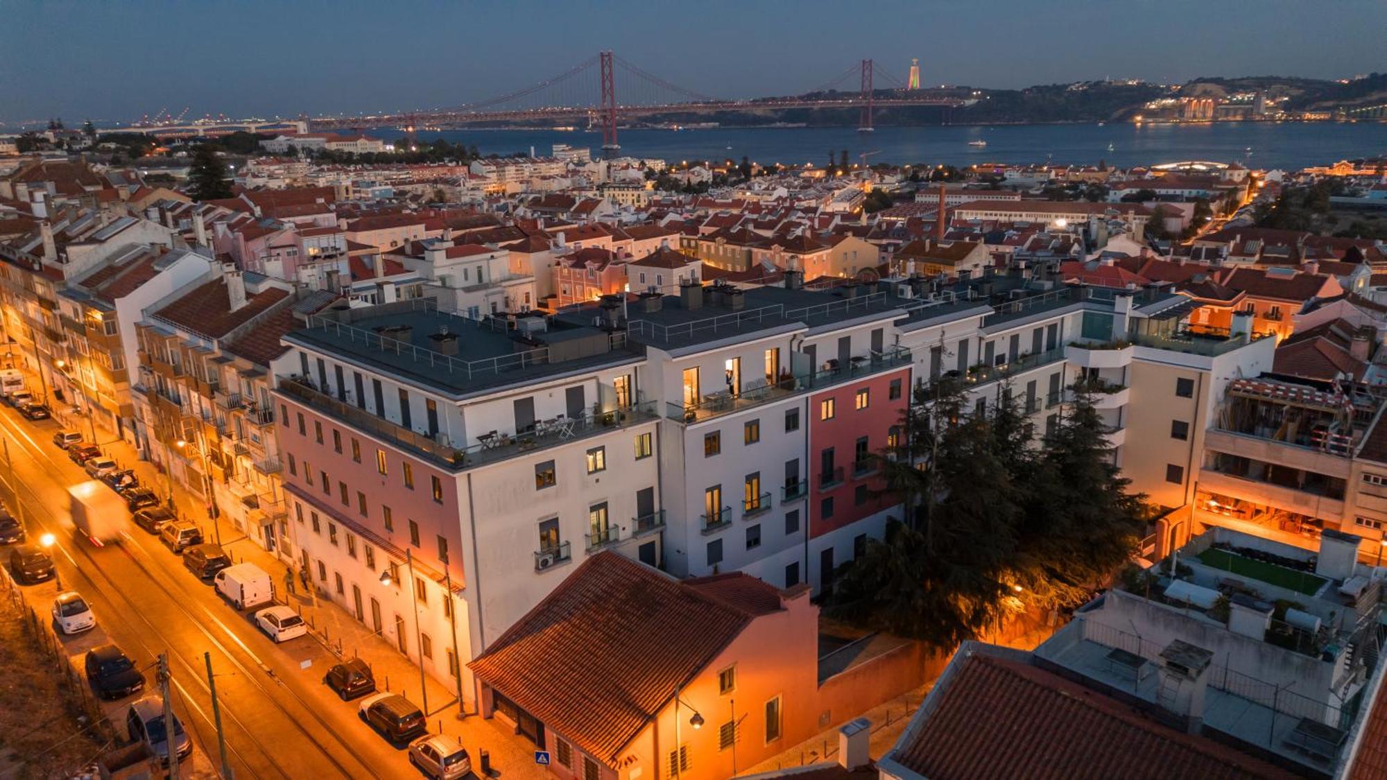 Premium Flat At Ajuda/Belem With Balcony, Parking! Apartment Lisbon Exterior photo